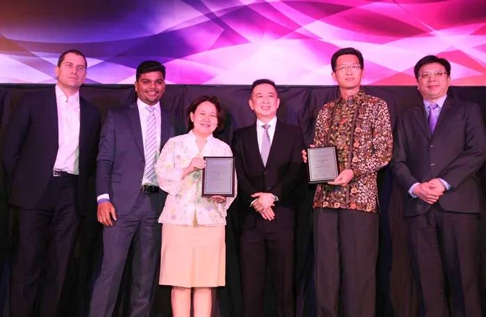 Kembangkan Layanan Ritel dan Teknologi Perbankan Terbaik, BCA Raih The Asian Banker Indonesia Country Awards