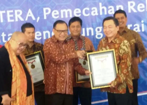 Dukung Program GNNT, BCA Luncurkan Kartu Flazz LENTERA