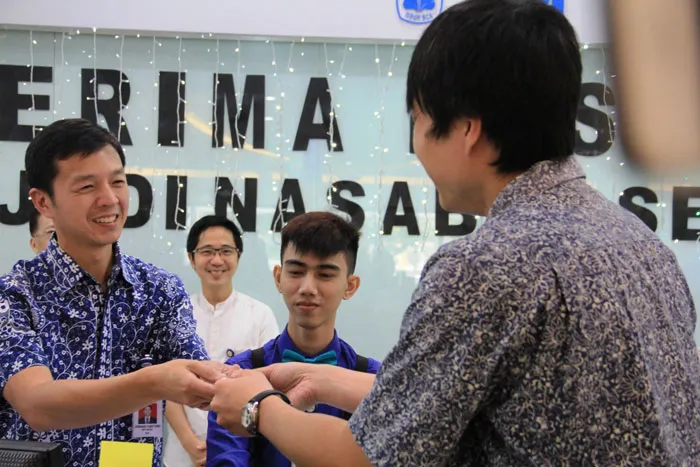 Apresiasi Nasabah Setianya, Jajaran Direksi BCA Layani Nasabah Menyambut Hari Pelanggan Nasional