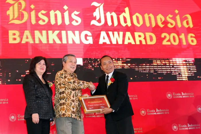 BCA Raih Best Performance Bank dalam Bisnis Indonesia Banking Award