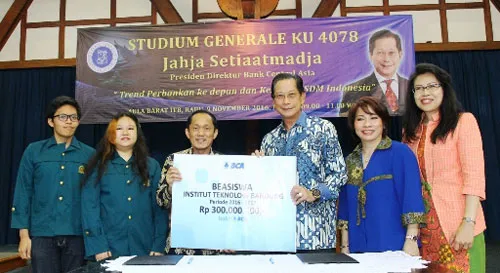 Tingkatkan Skill Mahasiswa BCA Berikan Kuliah Umum Tren Perbankan dan Persiapan Dunia Kerja