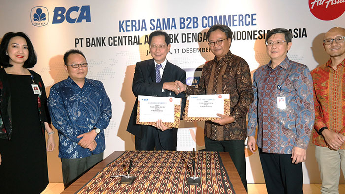 Tingkatkan Solusi Cash Management, KlikBCA Bisnis Berikan Kemudahan Top Up Bagi Mitra Agen Perjalanan AirAsia