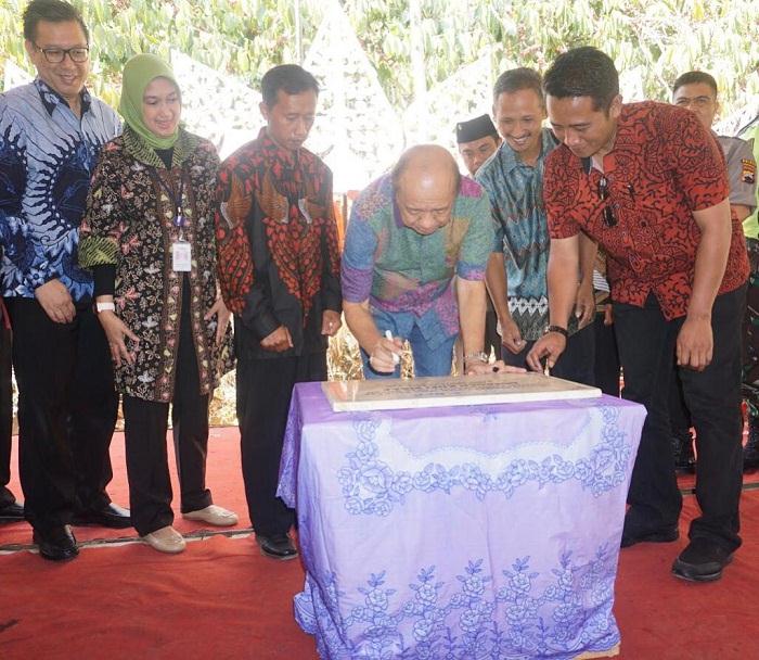 Perkuat Komunitas Petani di Jawa Tengah, BCA Resmikan Desa Binaan Doesoen Kopi Sirap Semarang