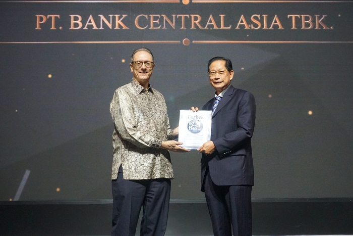 Pertahankan Performa Prima, BCA Kembali Raih Penghargaan pada Ajang ‘Best of The Best Awards’ 2019 dari Forbes Indonesia