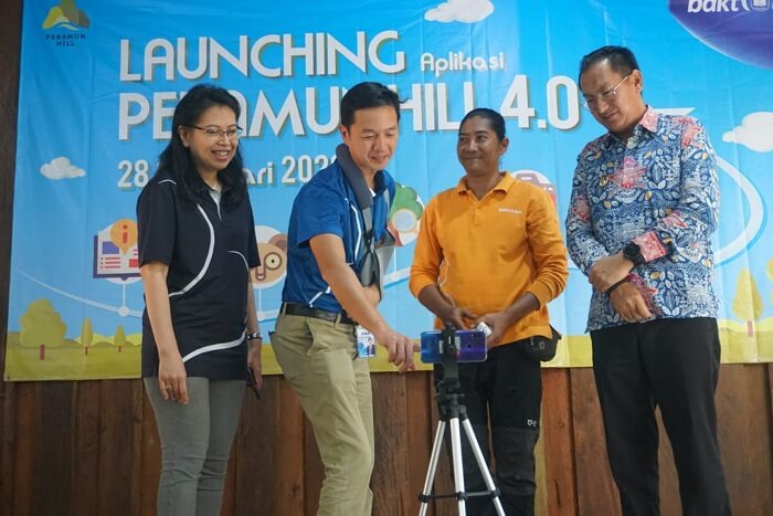 Wujudkan Millennials Tourism, BCA Luncurkan Aplikasi PeramunHill Virtual Guide Bukit Peramun, Belitung