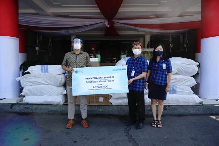 Dukung Gerakan Pakai Masker (GPM), BCA Sumbangkan 100.000 Masker ke Tiga Provinsi di Indonesia